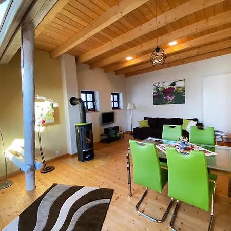 Hof Sorgenlos Apartment Gross Gievitz